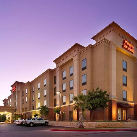 Hampton Inn And Suites San Antonio Airport Экстерьер фото