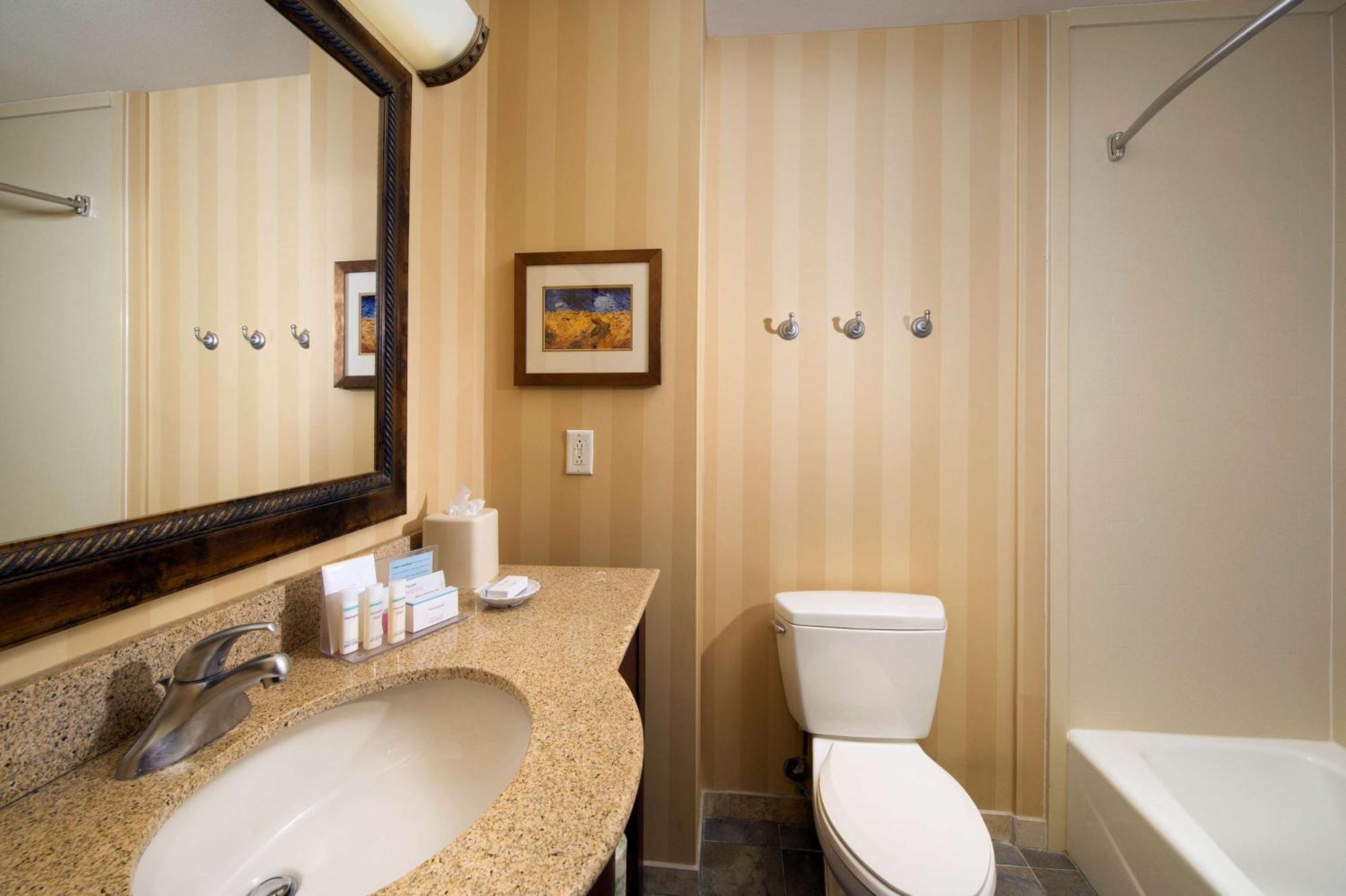 Hampton Inn And Suites San Antonio Airport Экстерьер фото